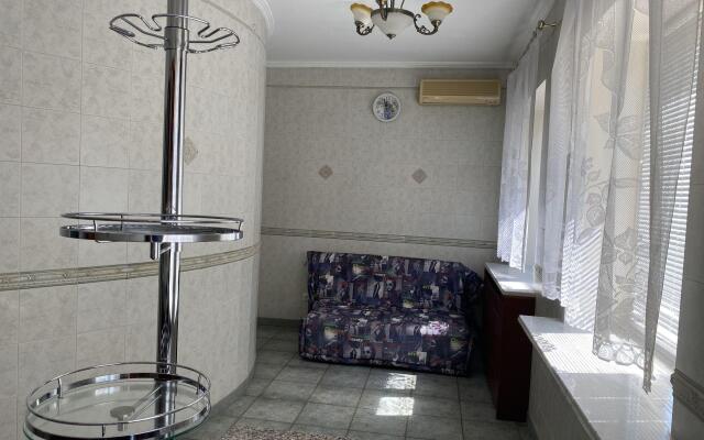 Апартаменты на улице Толстого 36