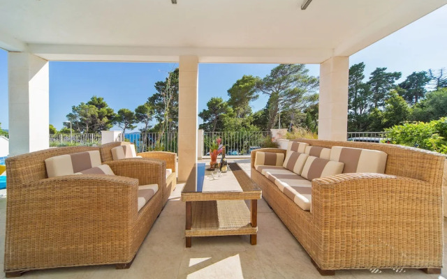 Villa Mlini