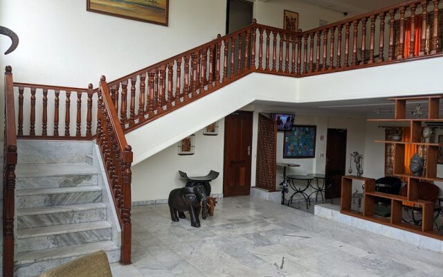 Veronica Guest House