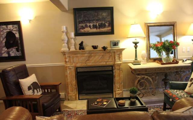 Black Bear Manor