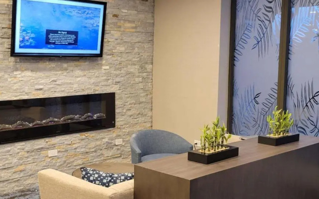 Best Western Plus South Holland/Chicago Southland