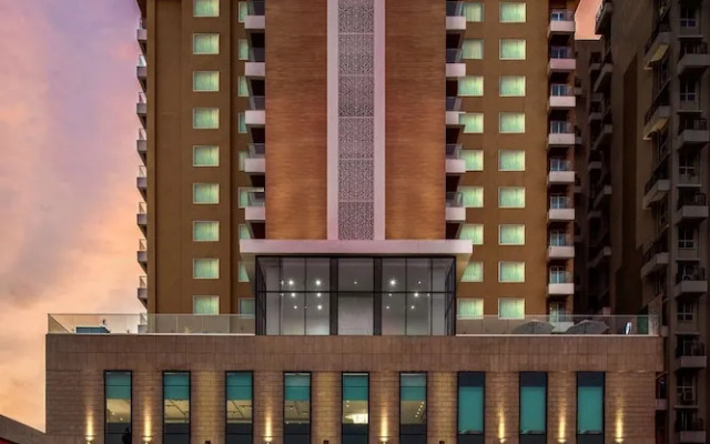 Royal Hometel Suites Dahisar Mumbai