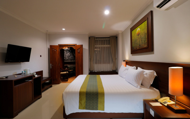 Adi Dharma Hotel Legian