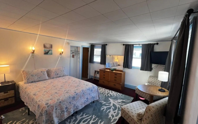 Claddagh Motel & Suites
