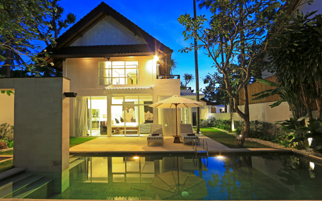 Four on Drupadi Villa