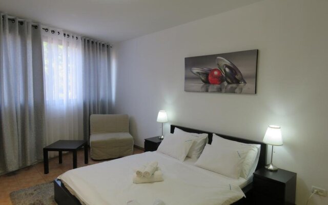 Star Apartments Petah Tikva