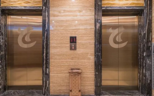 Yidu International Hot Spring Hotel