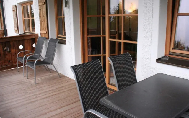 Cozy Apartment with Sauna near Ski Slopes in Mittersill