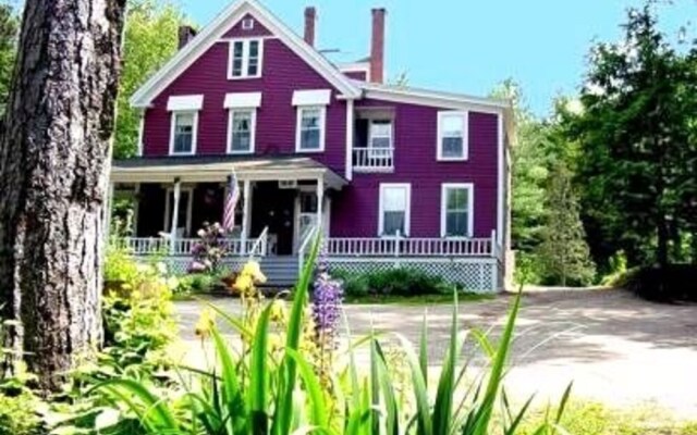 Bartlett Inn