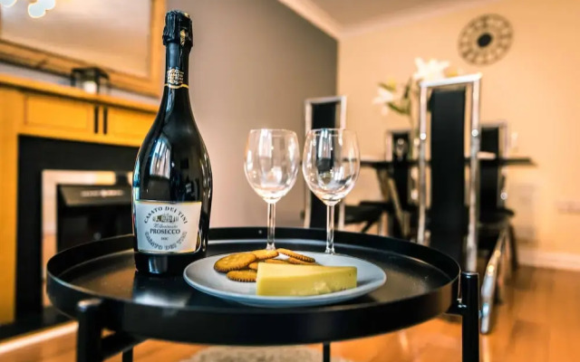 Luxury Central Two Bed Apartment