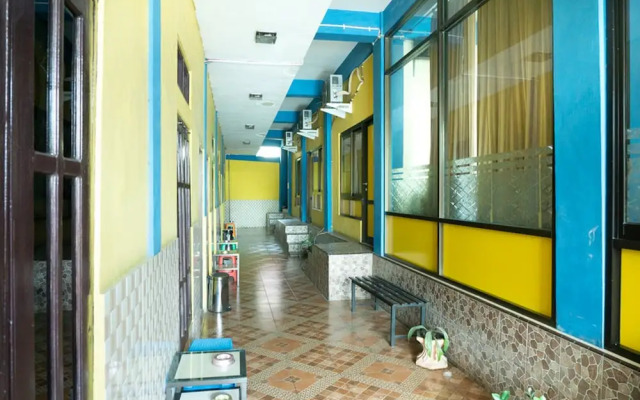 J Hotel by RedDoorz