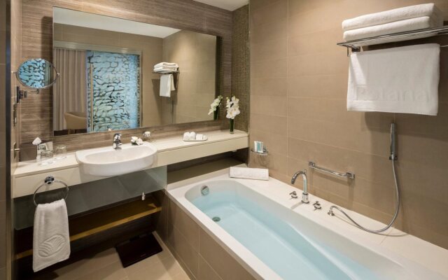 Beach Rotana Residences