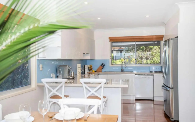 Surfers Beach House