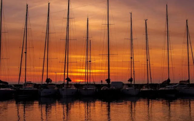 Modern Apartment With sea Views on the Cote Dazur