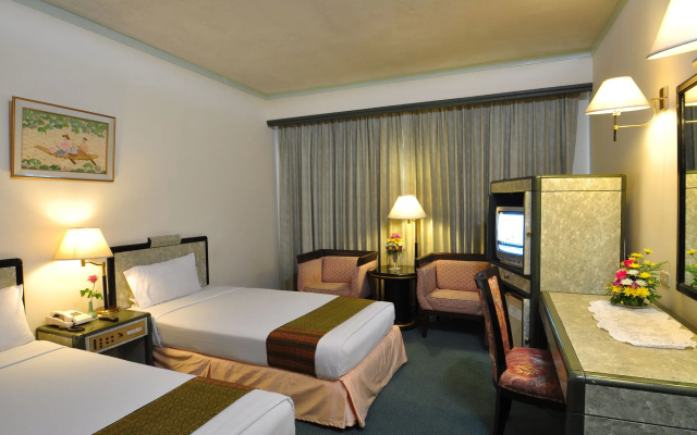 BP Grand Tower Hotel