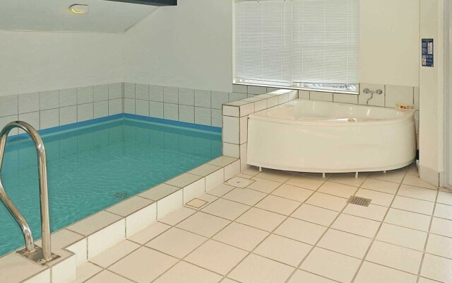 Cosy Holiday Home in Henne With Swimming Pool