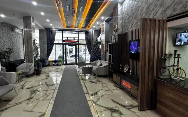 Comfort Suites Hotel