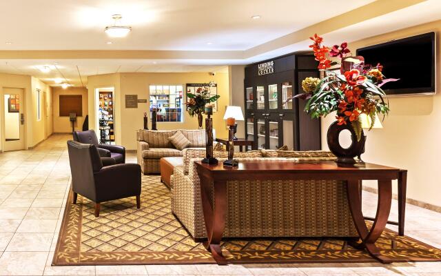 Candlewood Suites Pearland by IHG
