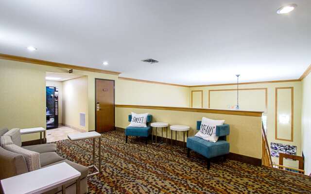 Sleep Inn & Suites Madison - Monona
