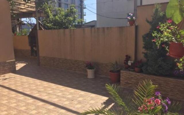 Guest house on Pravoslavnaya 2