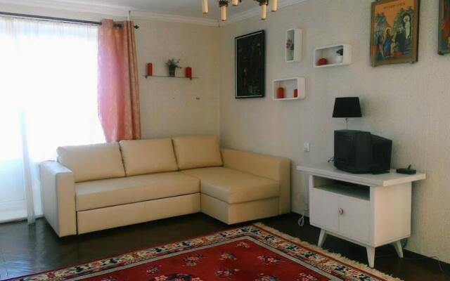 Apartment on Sinyavinskaya