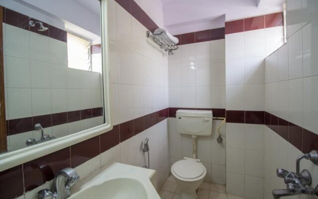 OYO 3722 Hotel StayEasy Majestic