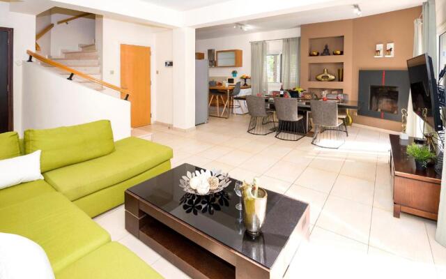 Villa Emily