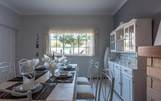 Dipti's Bed and Breakfast