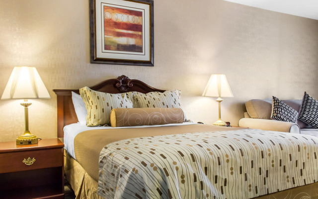 Clarion Hotel Philadelphia International Airport