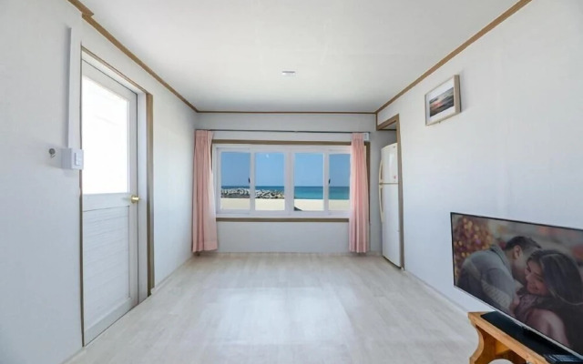 Gangneung Love Pension