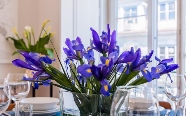Life is Good in Lisbon Baixa Apartment
