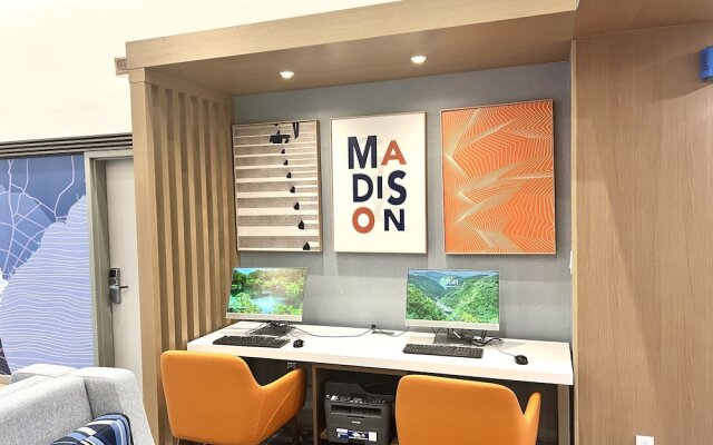 Holiday Inn Express Madison