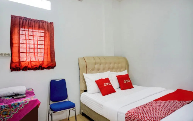 OYO 94581 Surya Residence Medan