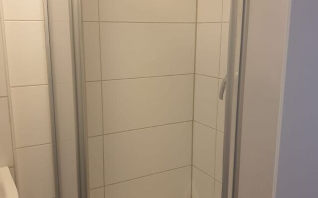 Shivas City Aparthotel