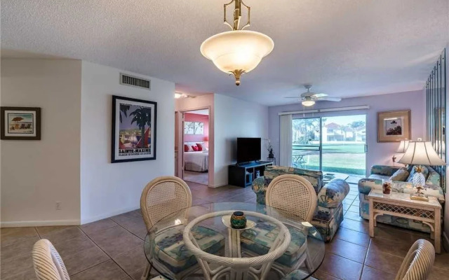 Vista Verde East 4-229