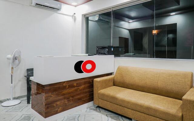 Capital O 41373 Hotel Kohinoor Residency