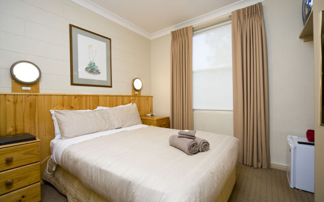 Attunga Alpine Lodge and Apartments