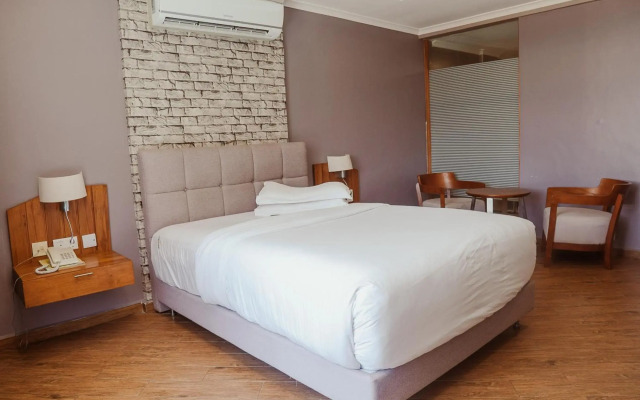 Tanga Beach Resort & Spa