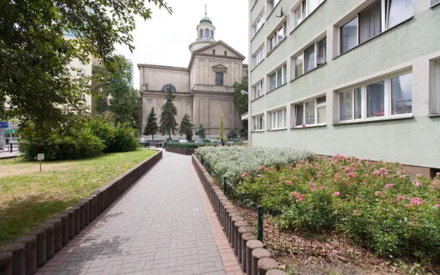 Warsaw Concierge Square Grzybowski