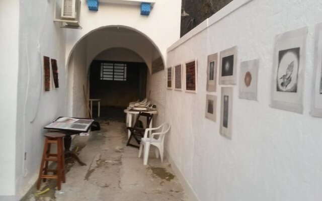 Orient Express Santa Teresa Hostel