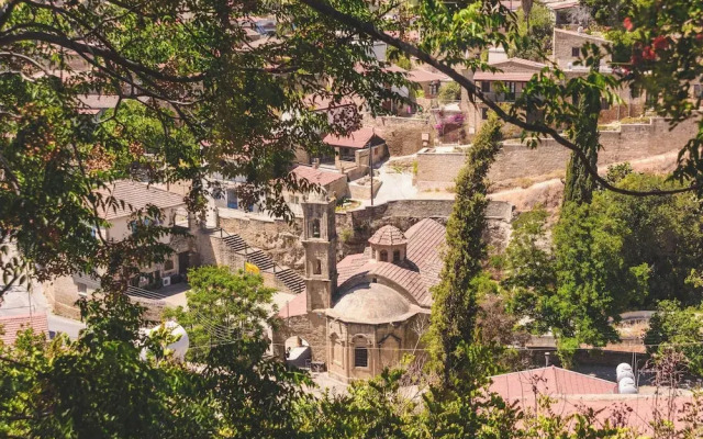 Cyprus Villages Hotel & Restaurant - Central Location - Bed & Breakfast - With Access To Pool And Stunning Views