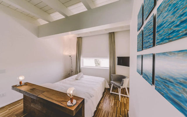 Suite 10