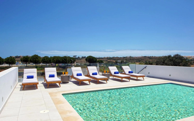 New! Villa Ocean Marina, heatable pool!