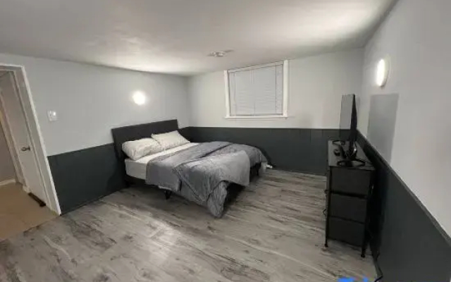 Prime Location Studio with Separate amenities