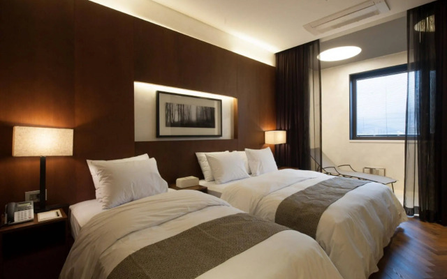 Iruda Hotel
