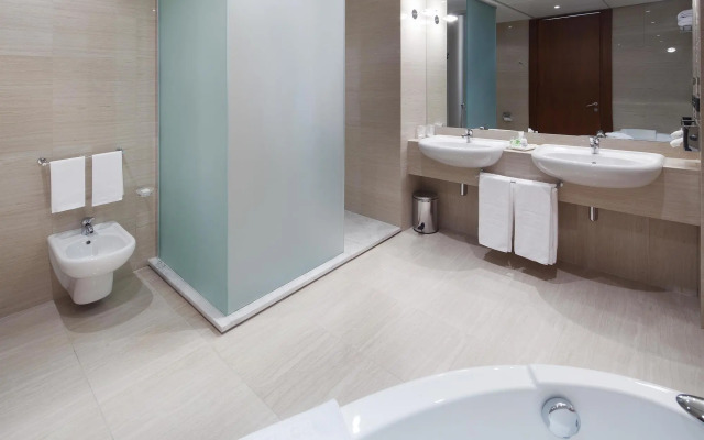 DoubleTree by Hilton Turin Lingotto