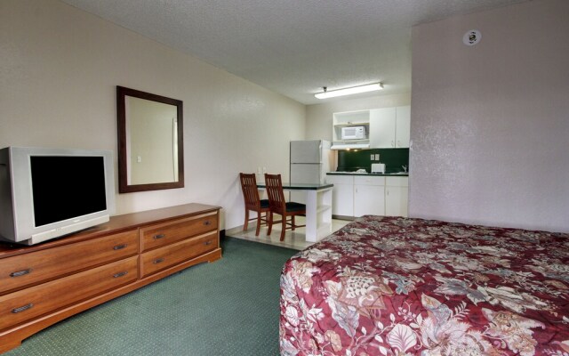 InTown Suites Extended Stay Raleigh NC