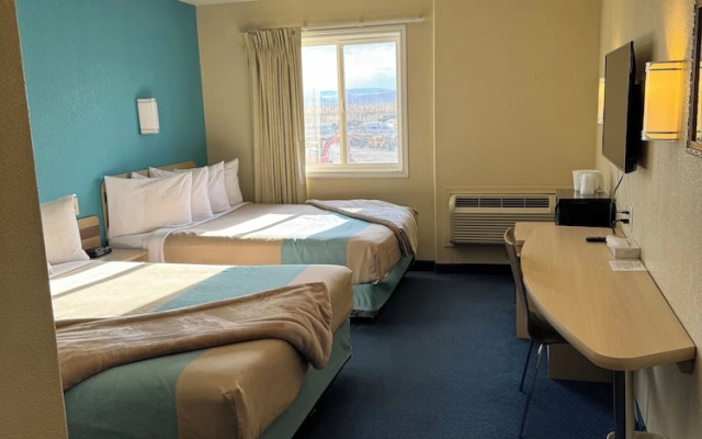 Motel 6