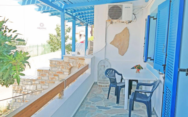 Karabatsis Studios