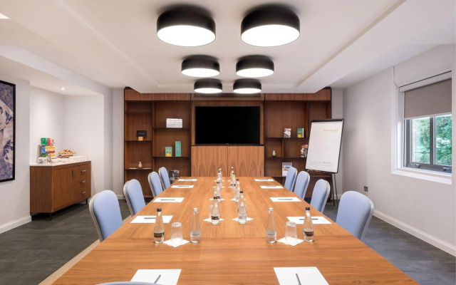 Courtyard by Marriott Glasgow Airport